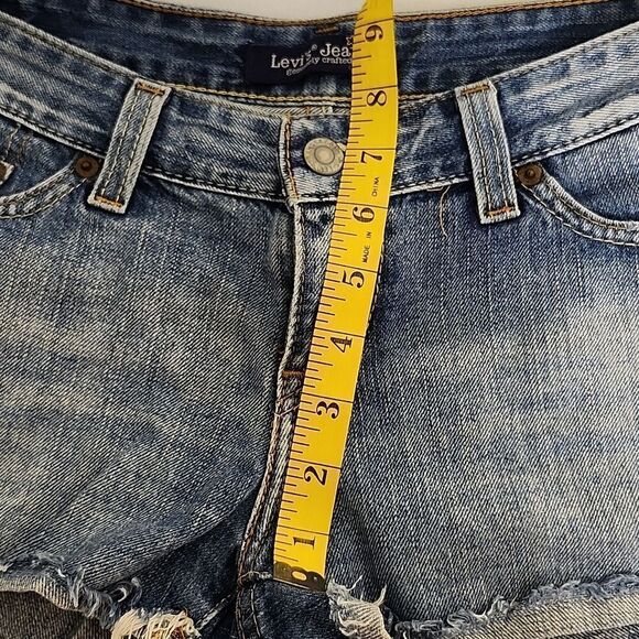 LEVI'S JEANS Junior's Denim Cotton Distressed Short Shorts Size 7 - Picture 9 of 10